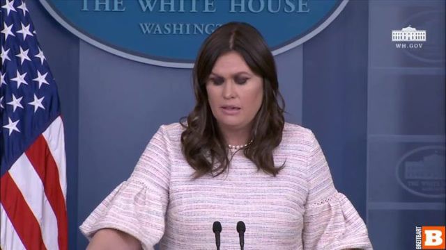 Ông Trump mới dọa chứ chưa tấn công Syria?