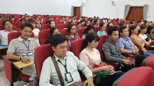 Học tập, l&agrave;m theo B&aacute;c Hồ phải trở th&agrave;nh việc l&agrave;m thường xuy&ecirc;n - Ảnh 1.