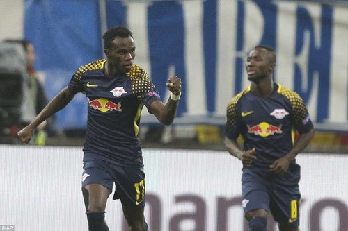 B&ograve; đỏ Salzburg đại n&aacute;o Europa League, Arsenal tho&aacute;t hiểm thần kỳ - Ảnh 4.