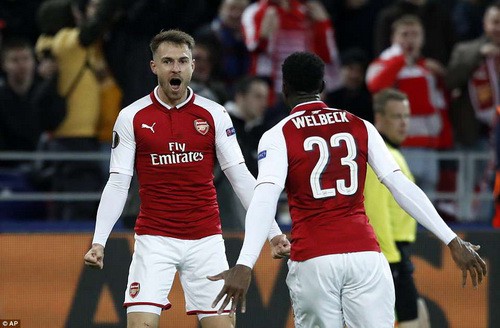 B&ograve; đỏ Salzburg đại n&aacute;o Europa League, Arsenal tho&aacute;t hiểm thần kỳ - Ảnh 6.
