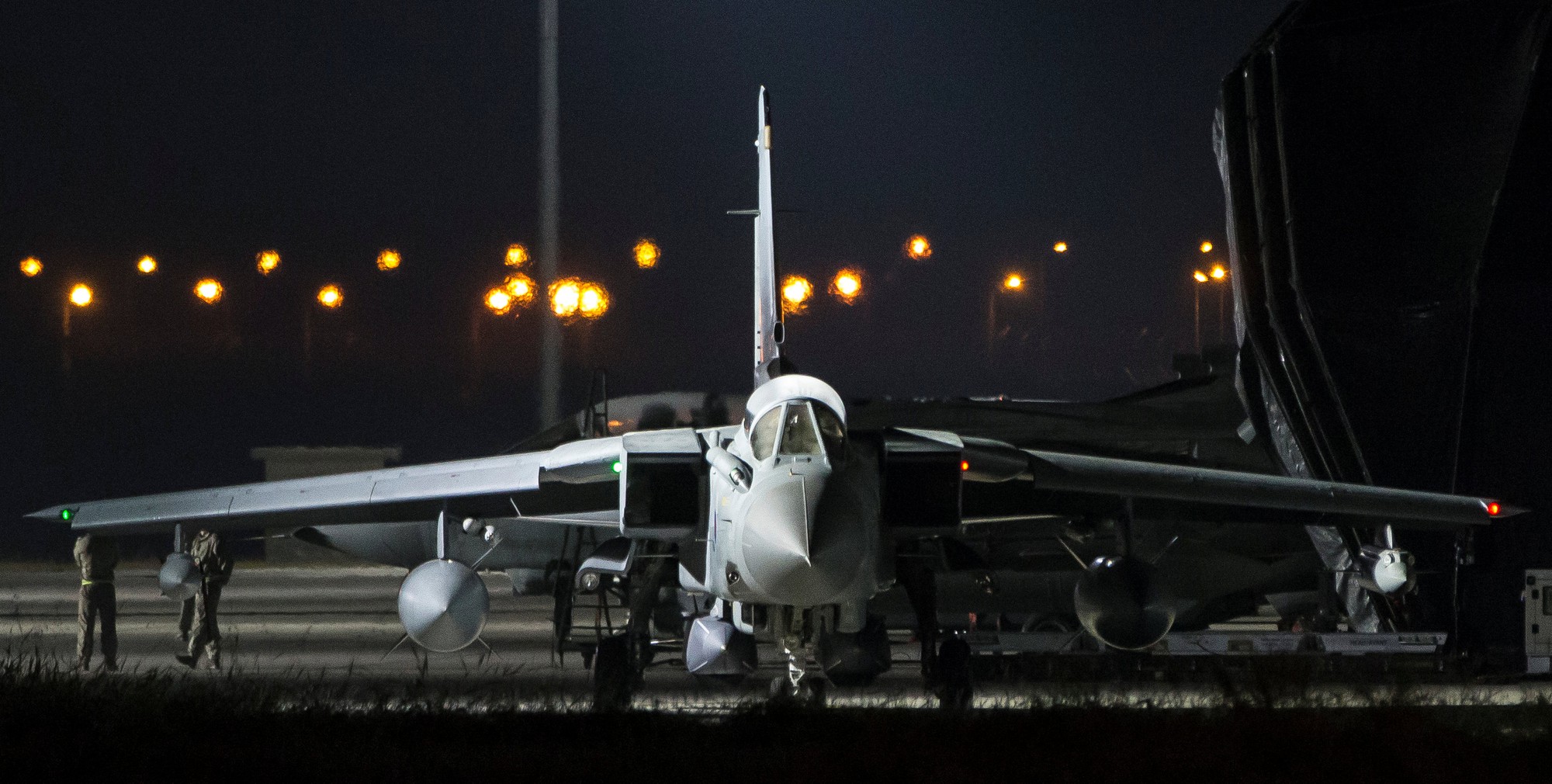 Tổng thống Putin l&ecirc;n &aacute;n cuộc kh&ocirc;ng k&iacute;ch Syria của Mỹ v&agrave; đồng minh - Ảnh 4.