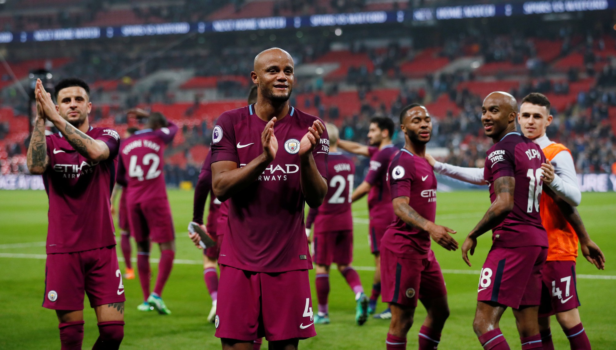 Hàng loạt kỷ lục đang chờ nhà vô địch Man City đạp đổ