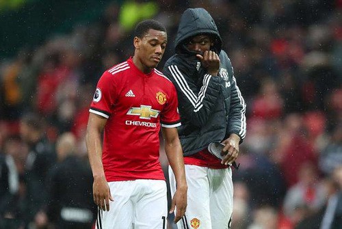 Dậy s&oacute;ng Old Trafford, Pogba kiếm đường rời Man United - Ảnh 6.