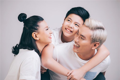G&oacute;c khuất rớt nước mắt của 2 mối t&igrave;nh chị em nổi tiếng trong showbiz Việt - Ảnh 2.