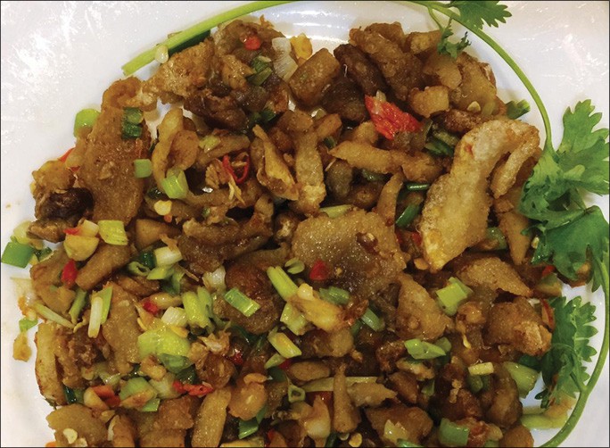 Chết thèm vì món tóp mỡ lá chanh xứ Huế