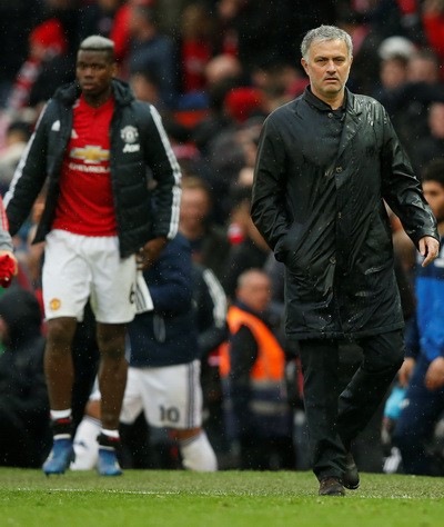 Vidal gia nhập Barcelona, Man United lo mất&hellip; Pogba - Ảnh 3.