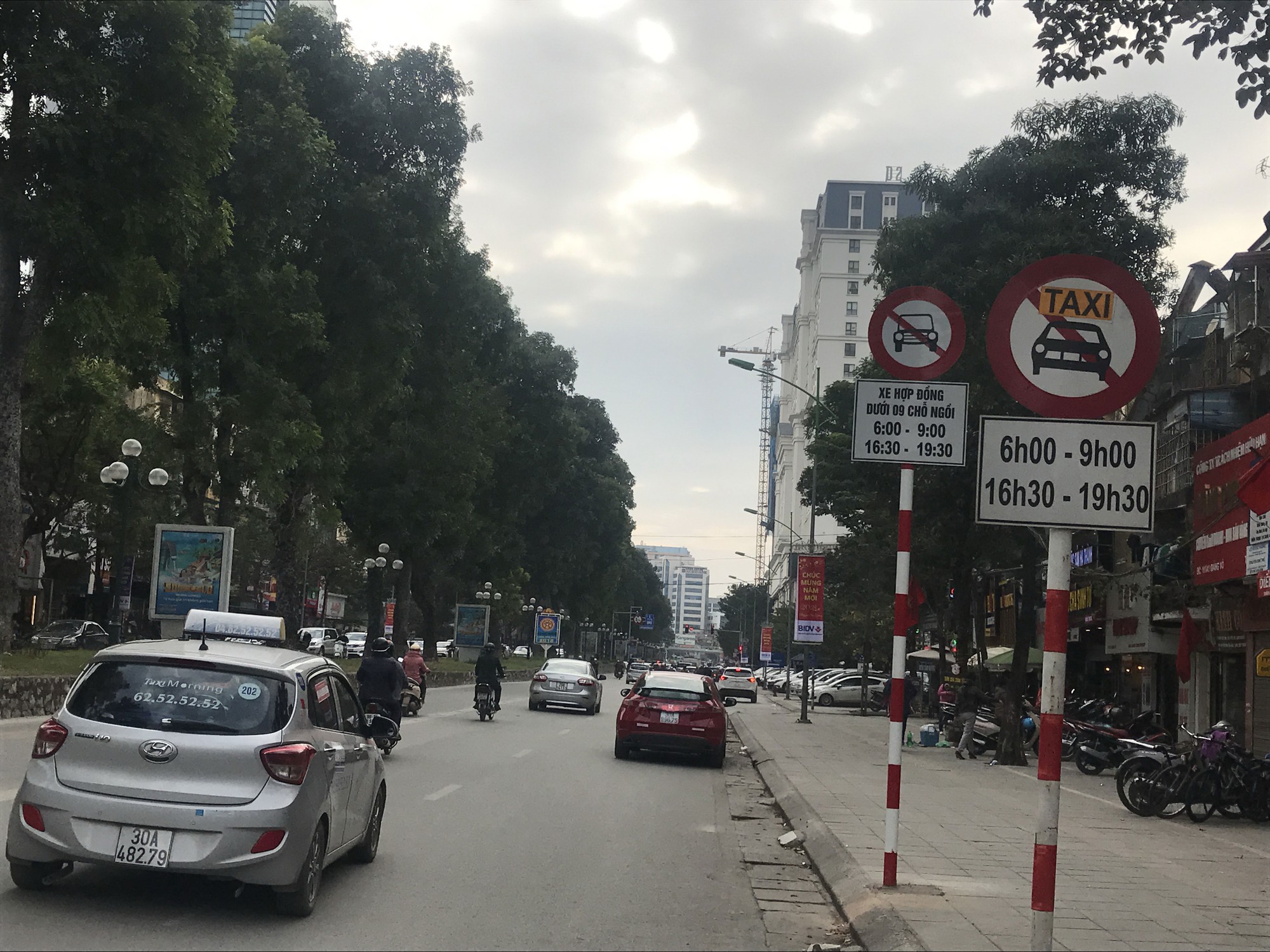 Xe vận tải cùng mang biển số vàng - Ảnh 1.