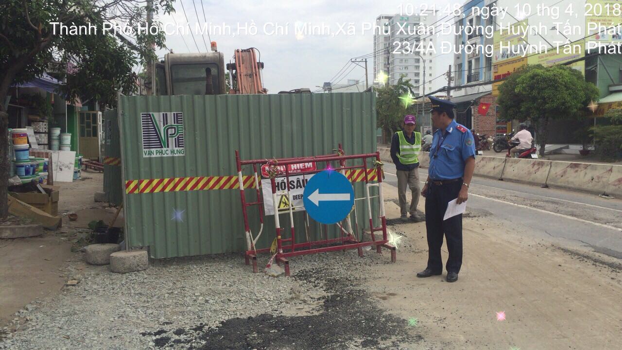 TP HCM: Tạm đình chỉ thi công nhiều công trình trên đường Huỳnh Tấn Phát