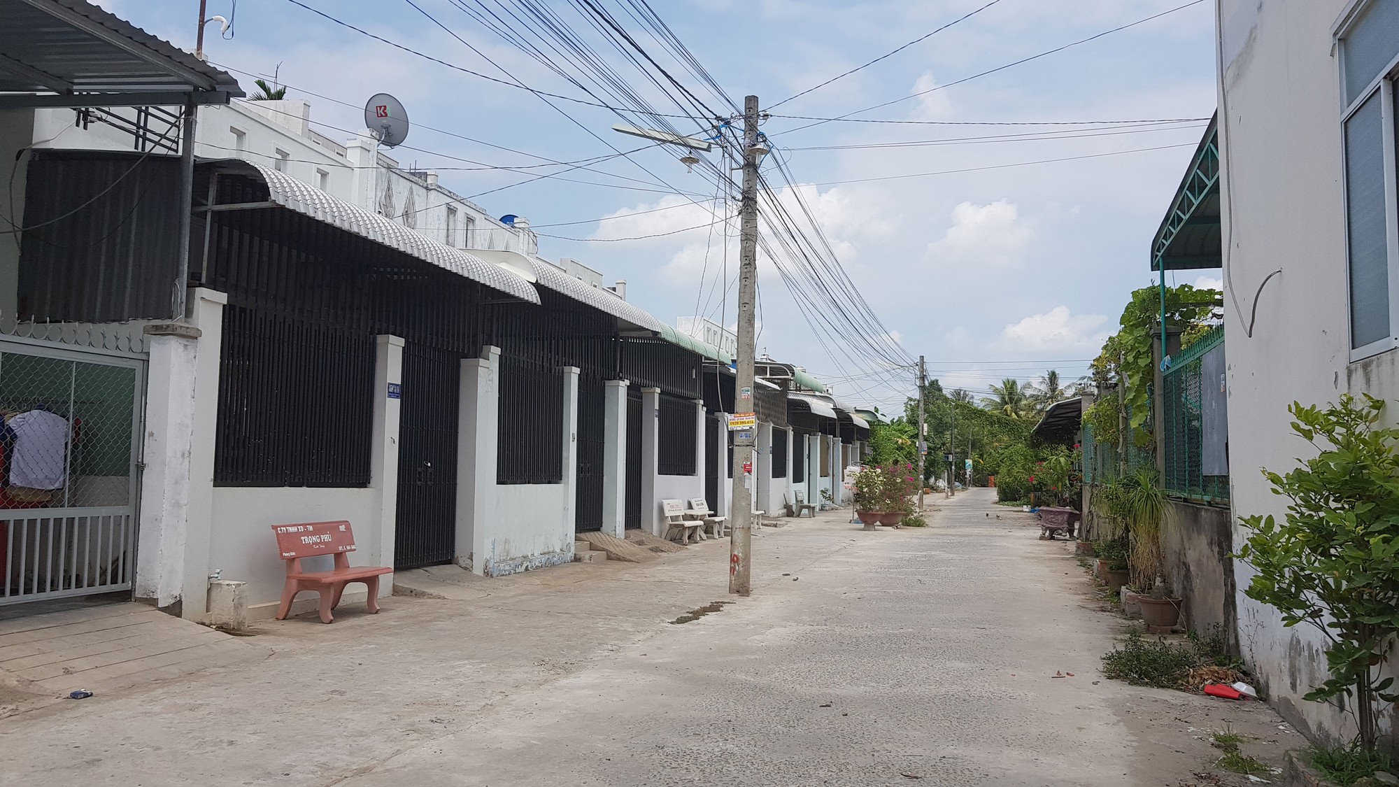 Cần Thơ: Kỷ luật c&aacute;n bộ bu&ocirc;ng lỏng quản l&yacute; đất đai - Ảnh 1.
