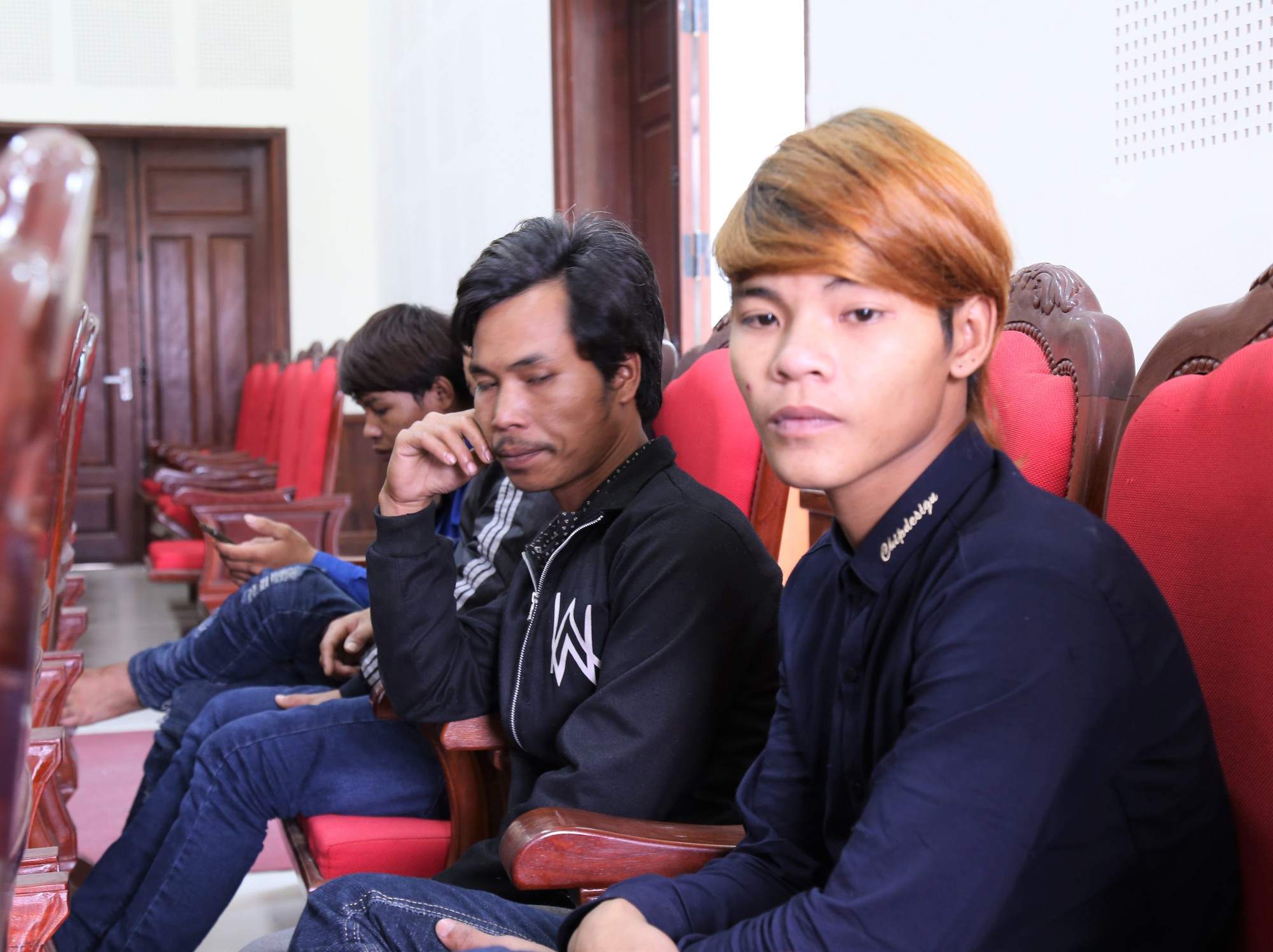 Chạy trốn khỏi mỏ v&agrave;ng, một thanh ni&ecirc;n mất t&iacute;ch b&iacute; ẩn - Ảnh 2.