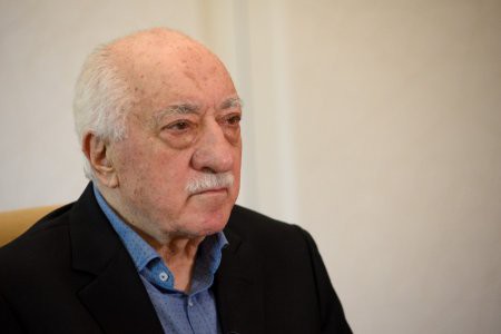 Thổ Nhĩ Kỳ ra lệnh bắt giáo sĩ Gulen về vụ ám sát đại sứ Nga