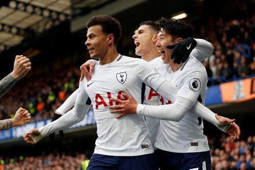Dele Alli bùng nổ, Chelsea sụp đổ trong 4 phút