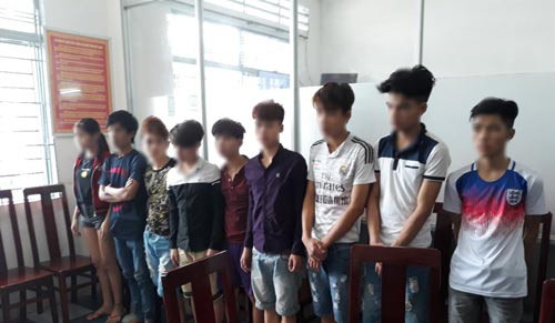 Bắt nhóm thanh thiếu niên giết người