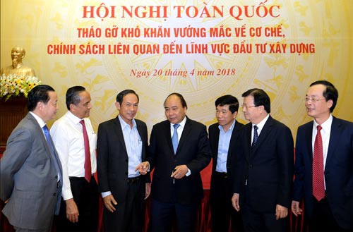 Đất đai phải đấu giá công khai