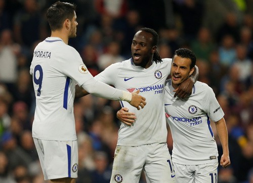 Siêu hậu vệ lập công, Chelsea níu kéo hy vọng top 4