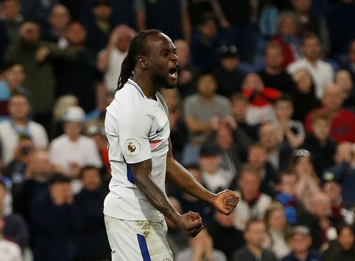 Siêu hậu vệ lập công, Chelsea mơ tranh Top 4 - Ảnh 7.