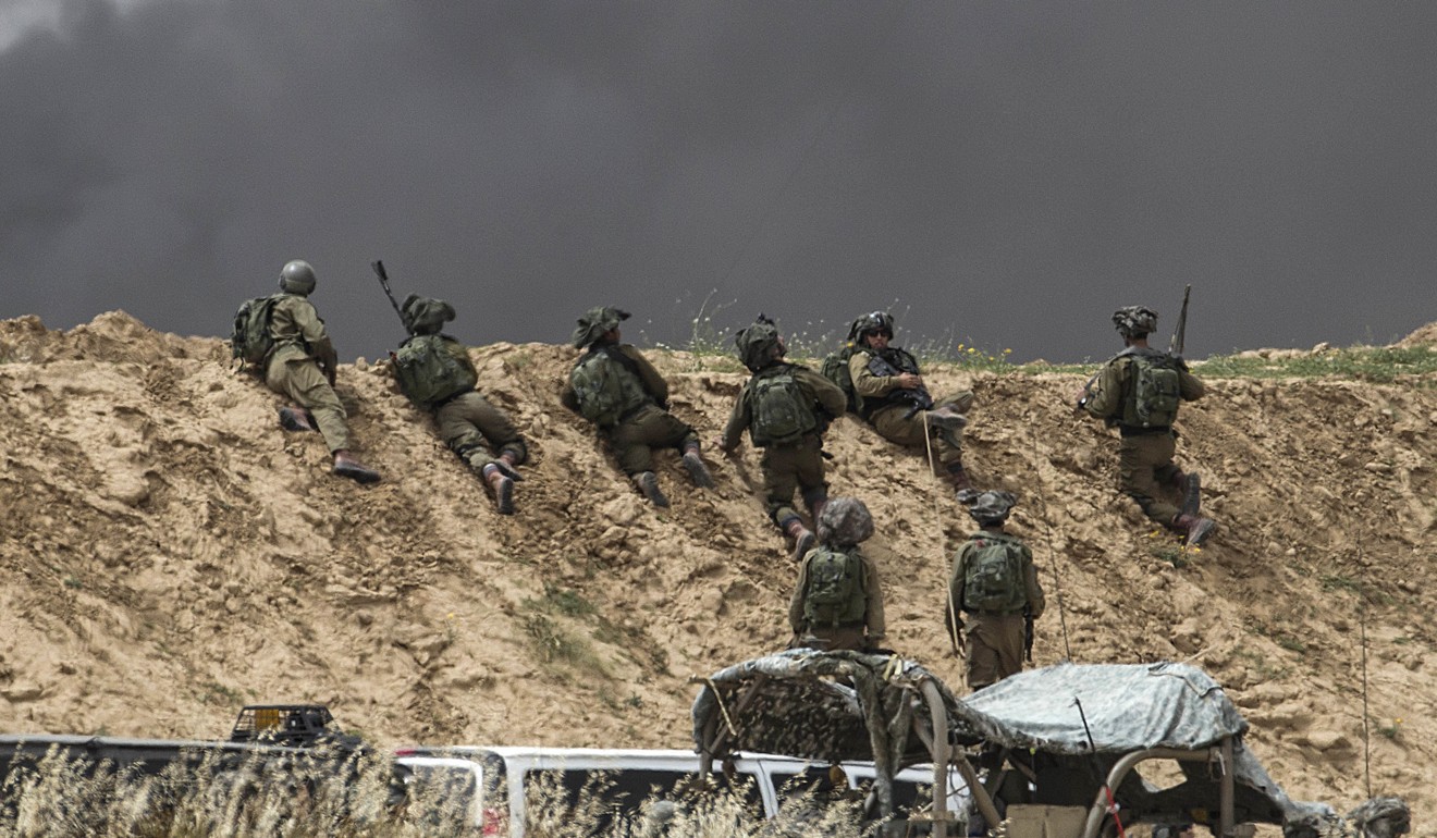 Bạo lực ở Gaza tiếp diễn, qu&acirc;n đội Israel bắn chết 4 người Palestine - Ảnh 3.