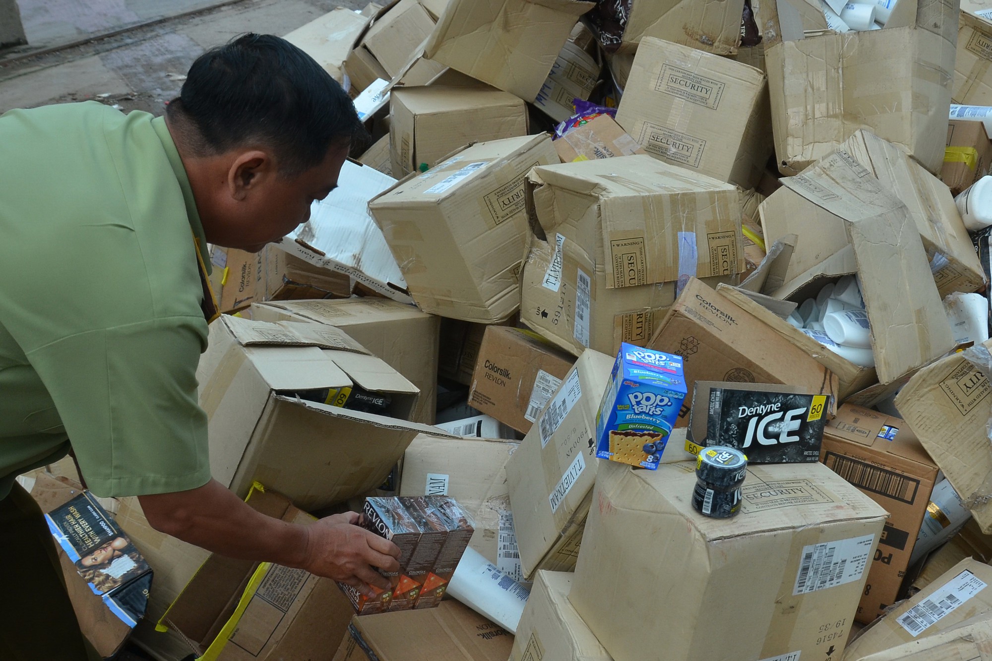 Từ vụ cà phê nhuộm pin: Xử nặng kẻ gây ra cái chết từ từ