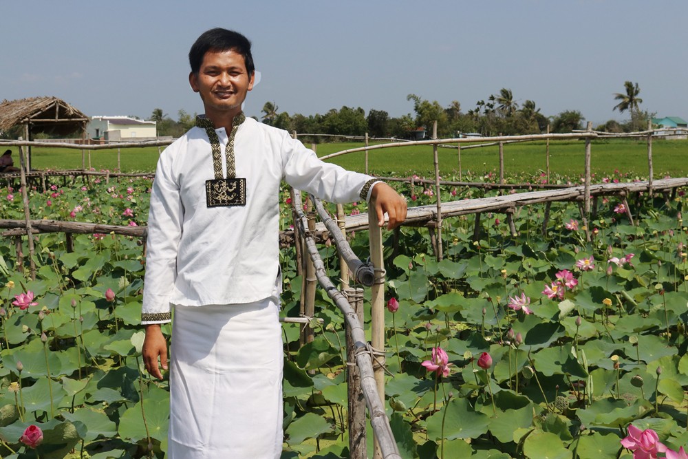 Thầy giáo trẻ và khu du lịch Sen Caraih - Ảnh 5.