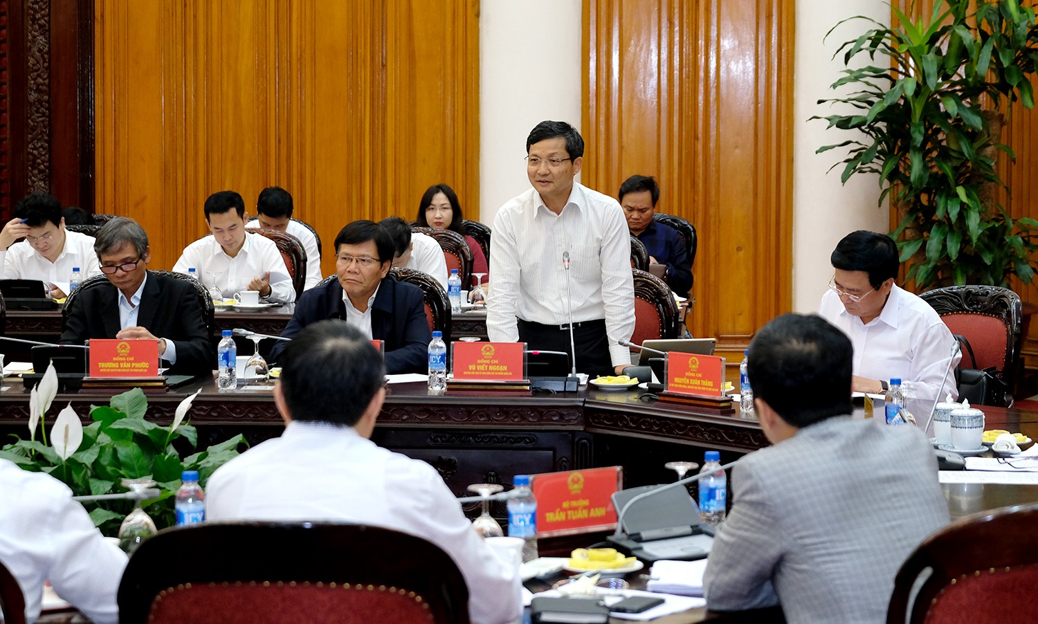 Thủ tướng: Thuế t&agrave;i sản điều chỉnh người gi&agrave;u, người c&oacute; 2 nh&agrave; trở l&ecirc;n - Ảnh 1.