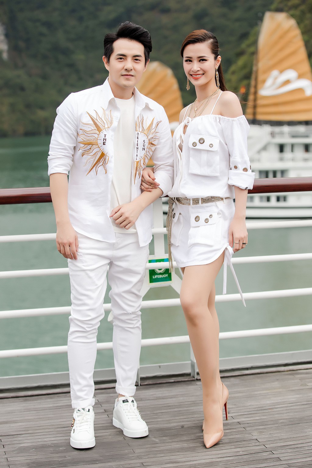 Nh&atilde; Phương xuất hiện xinh xắn tại show thời trang - Ảnh 4.