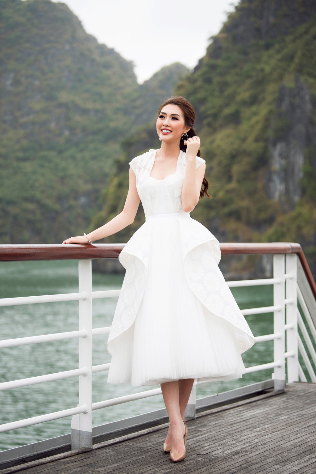 Nh&atilde; Phương xuất hiện xinh xắn tại show thời trang - Ảnh 9.