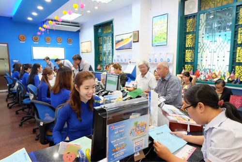 Đổ xô ra nước ngoài nghỉ lễ