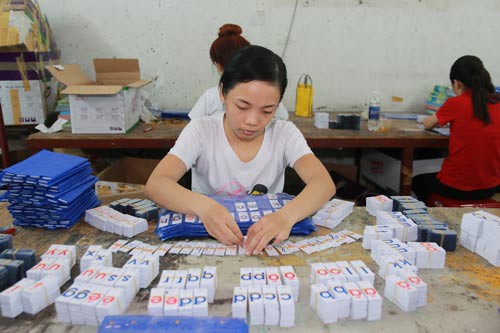 Xử lý mạnh tay hành vi o ép lao động nữ - Ảnh 1.