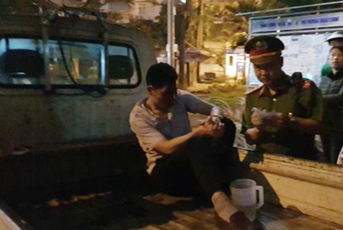 Tài xế xe bán tải kéo lê nạn nhân ở Ô Chợ Dừa bị khởi tố tội giết người