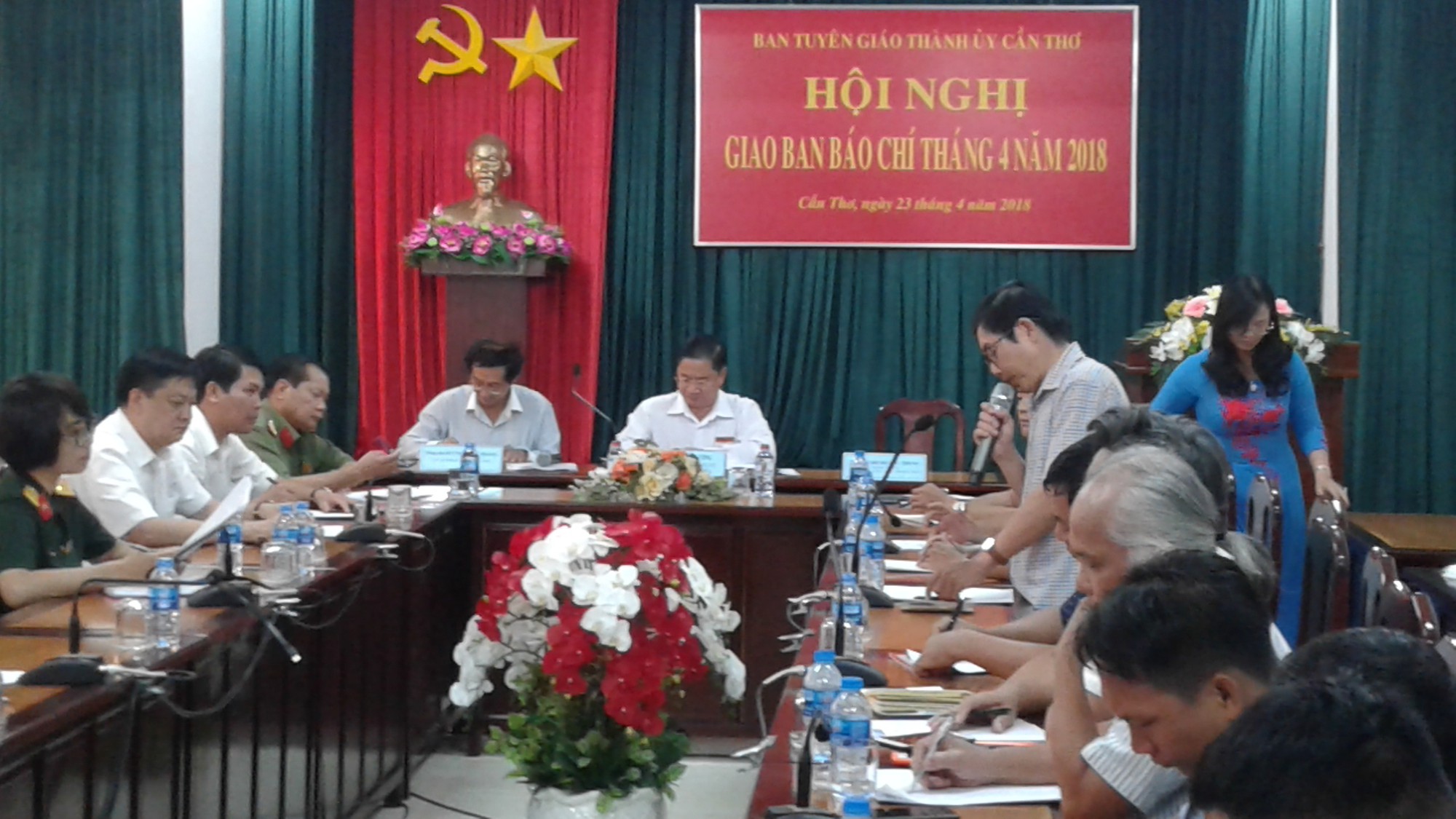 Công an Cần Thơ và Vĩnh Long vào cuộc vụ bé gái chết oan khi qua sông Hậu - Ảnh 1.