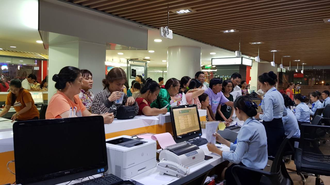 MobiFone vẫn cho khách hàng cập nhật thông tin sau ngày 24-4