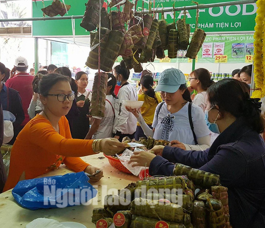 Đến Cần Thơ ngày Giỗ tổ Hùng Vương để thưởng thức 100 loại bánh dân gian Nam Bộ