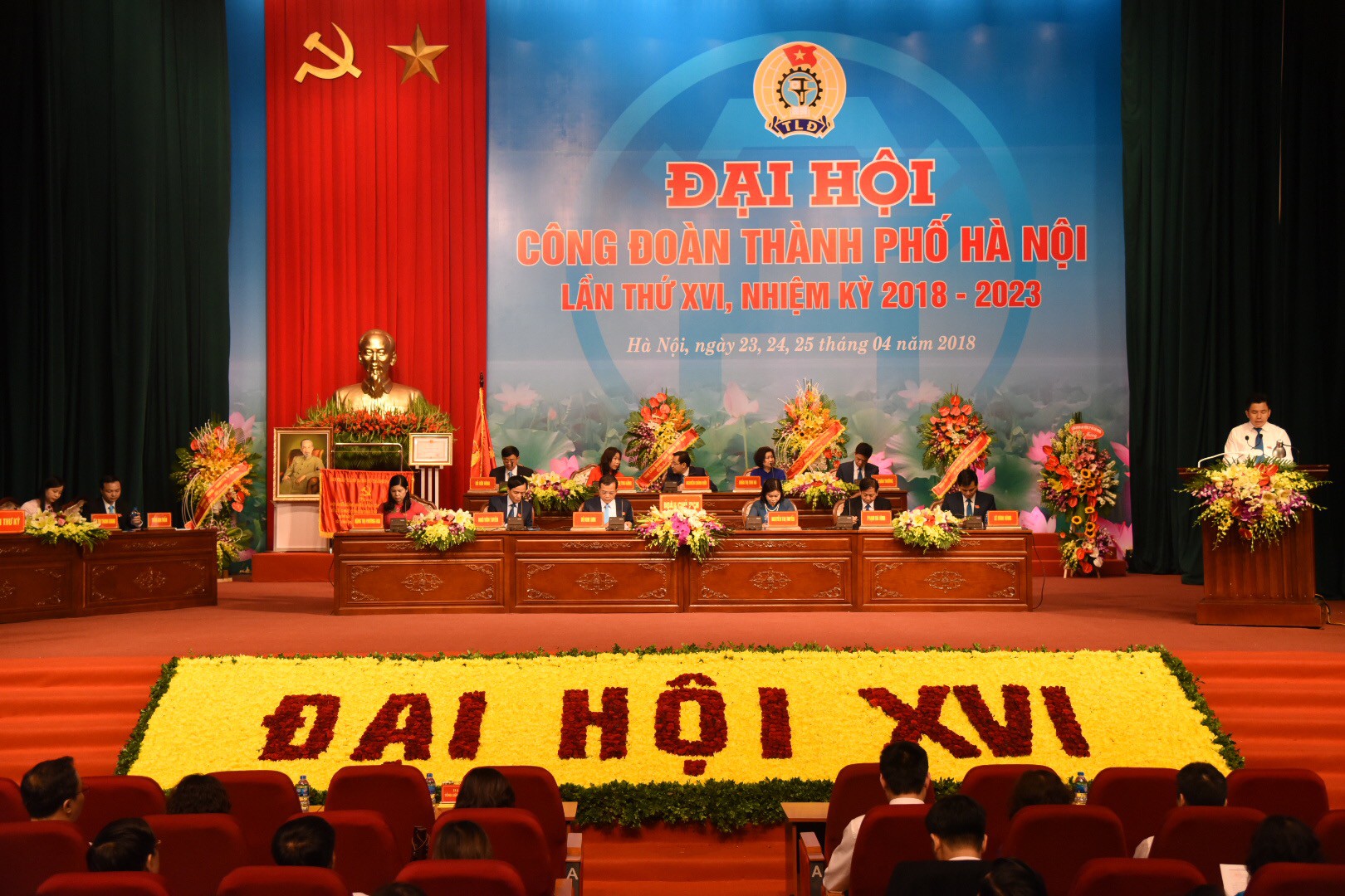 B&agrave; Nguyễn Thị Tuyến t&aacute;i đắc cử Chủ tịch LĐLĐ TP H&agrave; Nội - Ảnh 2.
