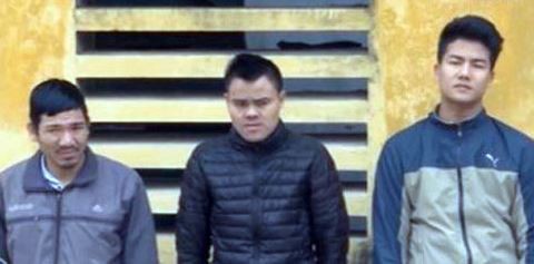 Xưng công an xông vào phòng trọ kiểm tra đánh bạc, cướp tài sản - Ảnh 1.