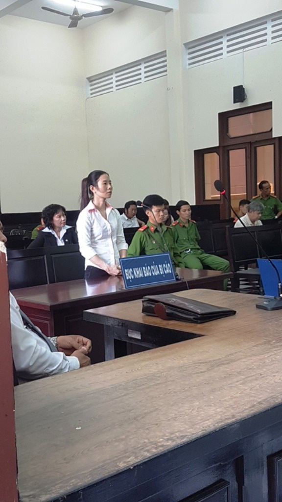 Có 37 luật sư bào chữa, bị cáo được ...12 năm tù