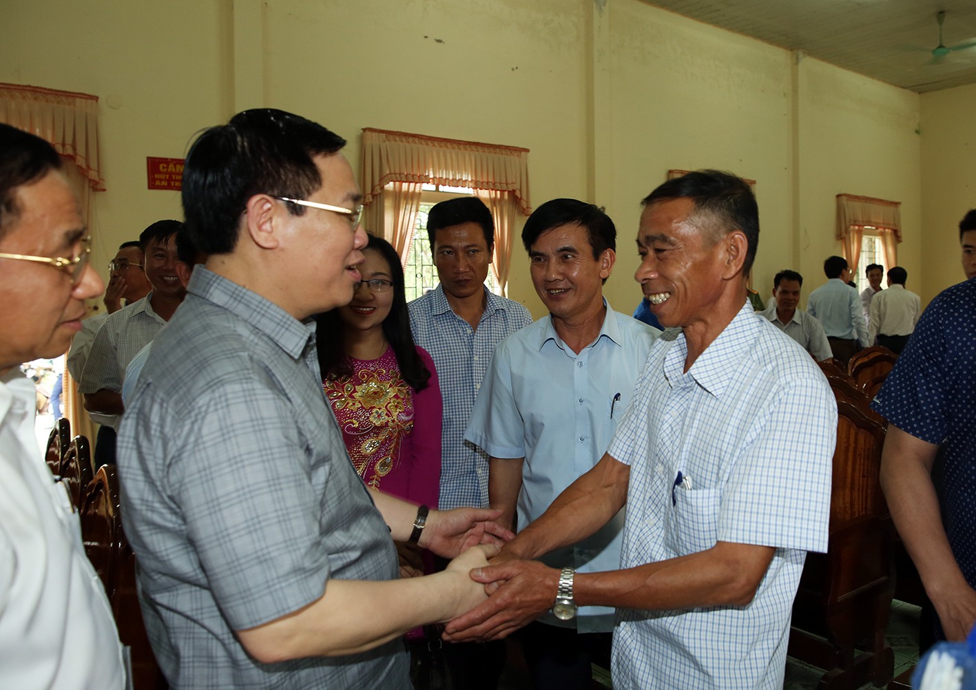 Tăng quyền cho Ủy ban Kiểm tra, ngăn ngừa tẩu t&aacute;n t&agrave;i sản, cấm xuất cảnh - Ảnh 1.