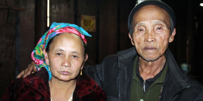Cụ ông 99 tuổi vẫn vui vẻ bên vợ 3 nơi thâm sơn Nghệ An