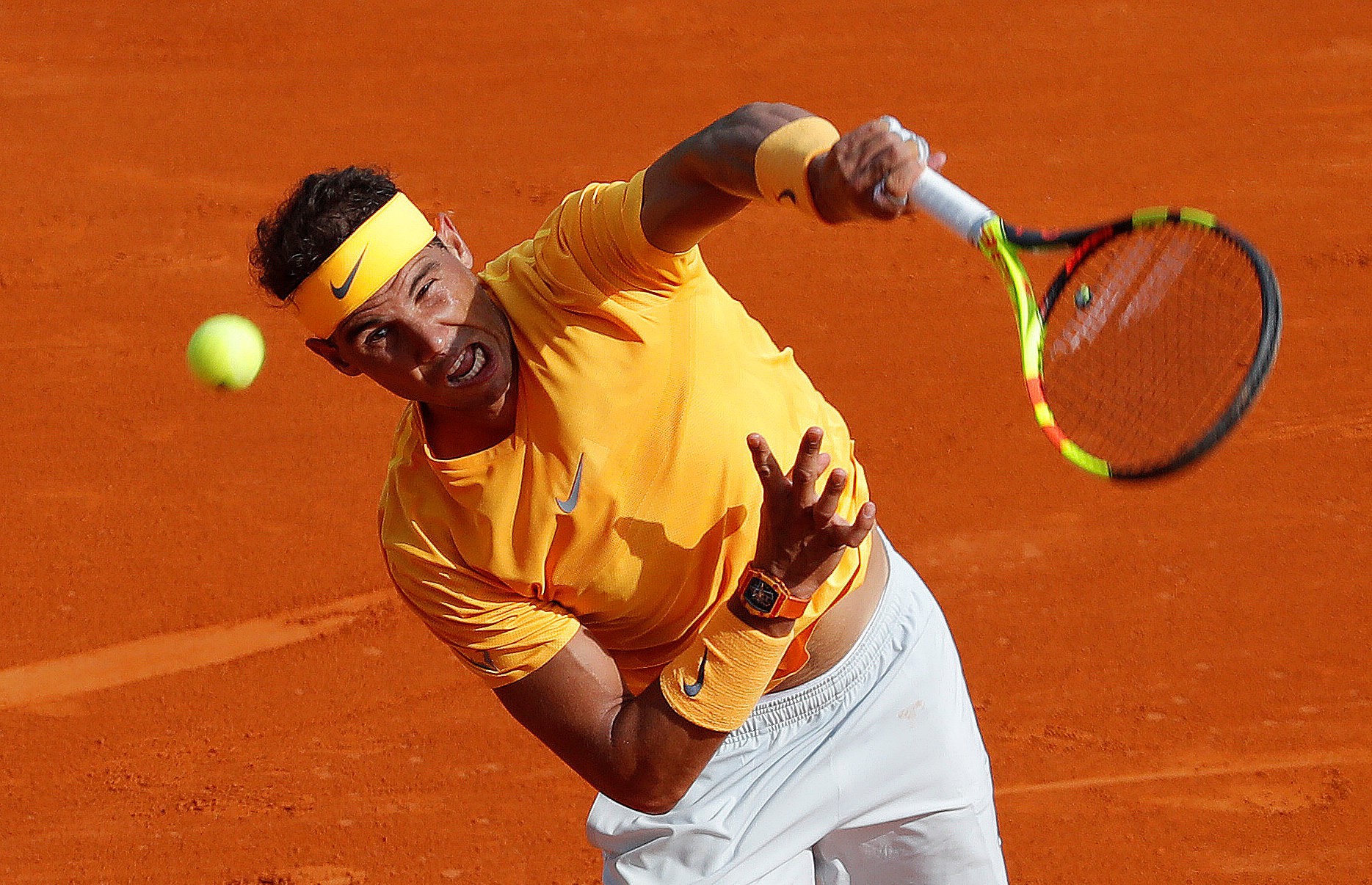 Rafael Nadal lập kỷ lục 400 trận thắng tr&ecirc;n s&acirc;n đất nện - Ảnh 3.