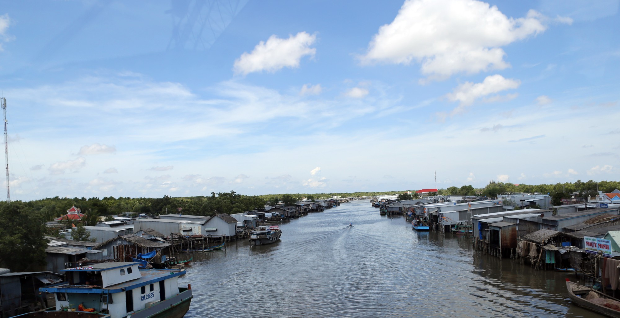 Đến nơi cuối đất để xem xây cầu - Ảnh 4.