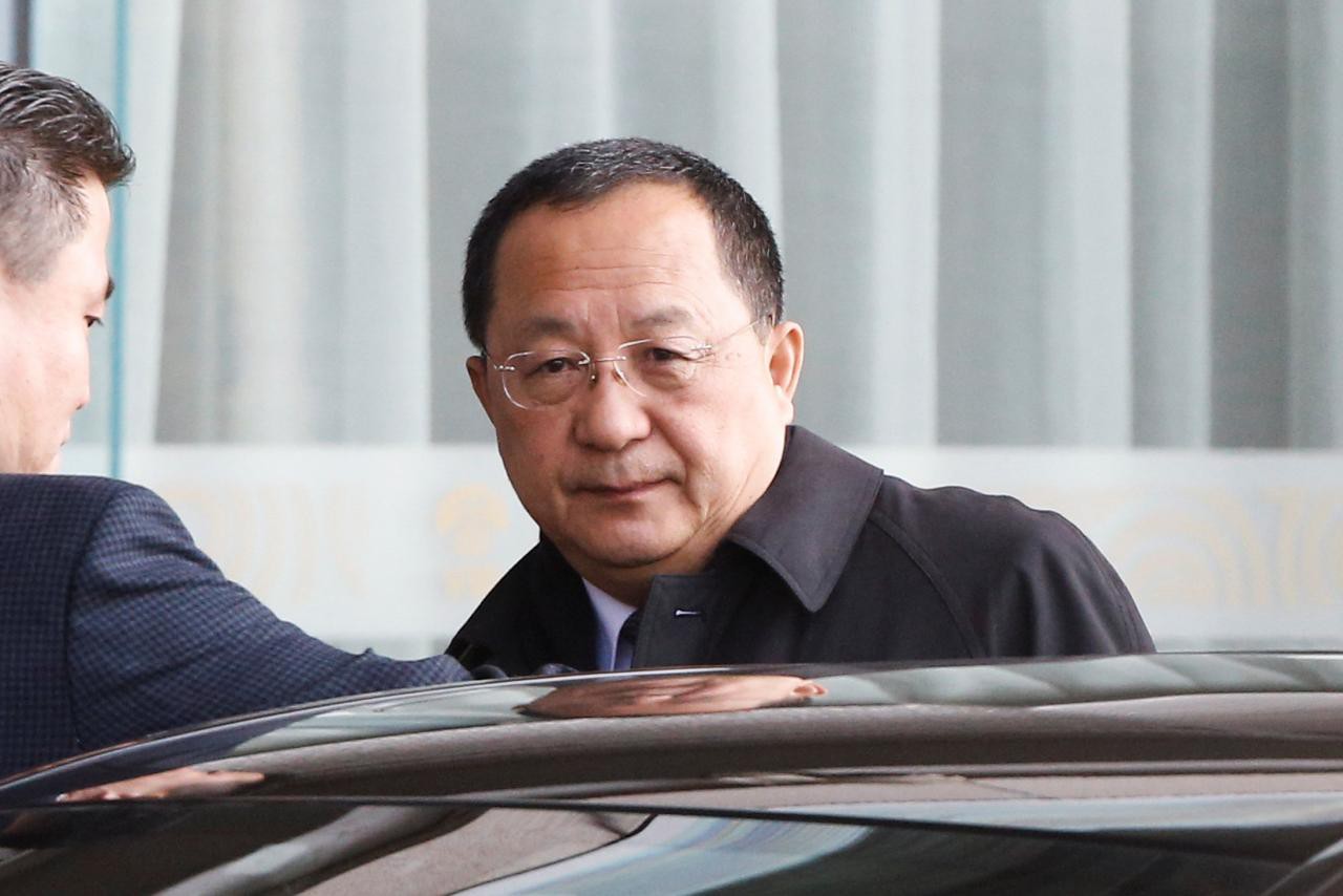 Tổng thống Donald Trump kh&ocirc;ng n&ecirc;n gặp &ocirc;ng Kim Jong-un? - Ảnh 3.