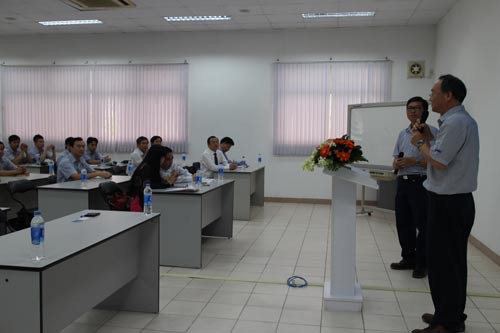 Nguy cơ tụt hậu trong chuyến tàu 4.0