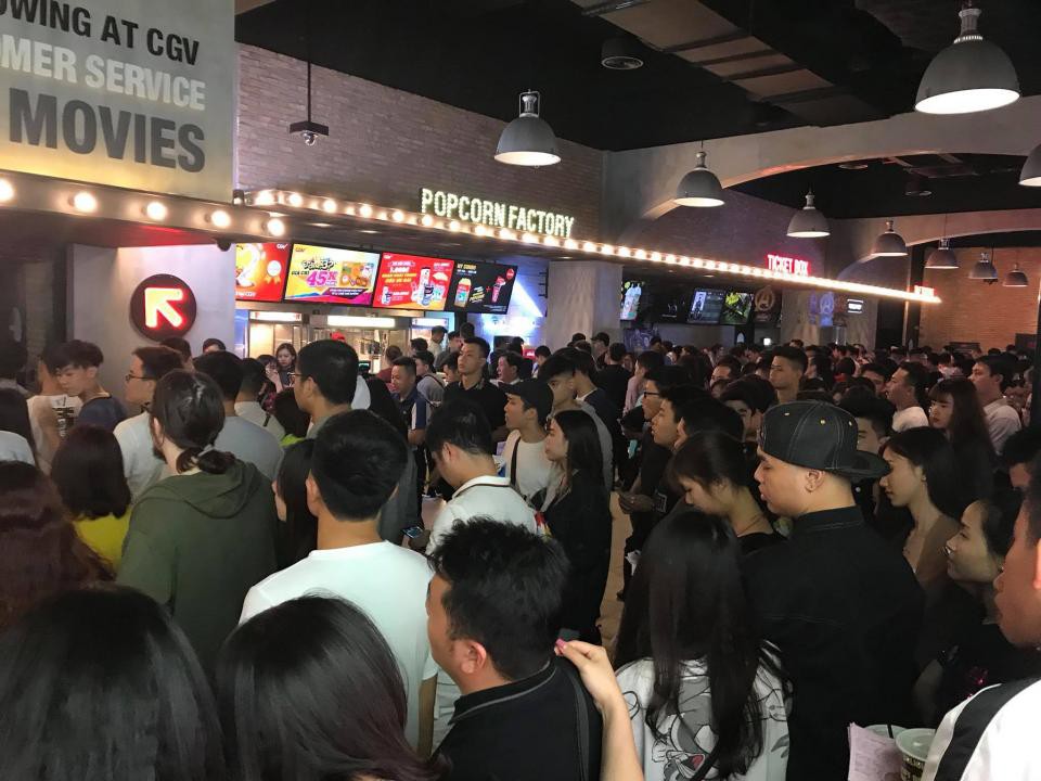 Phim Việt bị Avengers: Infinity War &aacute;p đảo trong dịp lễ - Ảnh 3.