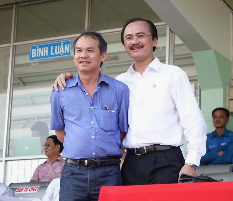 Hồi hộp với cuộc gặp “tay đôi” giữa bầu Đức và bầu Tú - Ảnh 1.