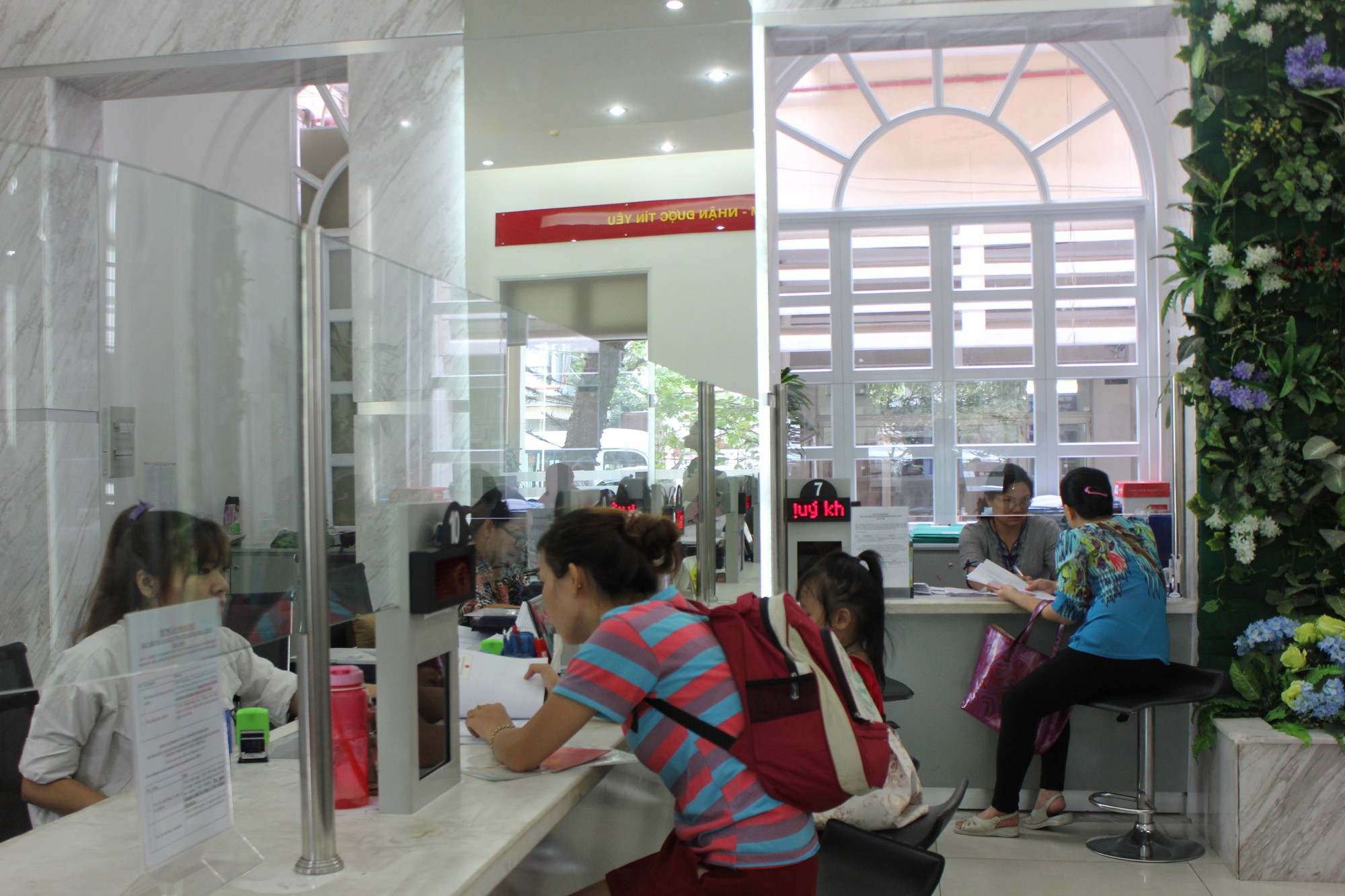 Chi thu nhập tăng thêm thế nào? - Ảnh 1.
