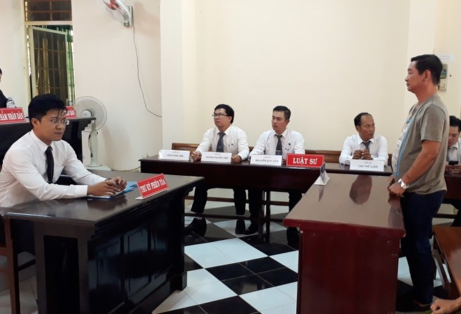 Kỳ &aacute;n đổi v&eacute; số lấy... sex - Ảnh 1.