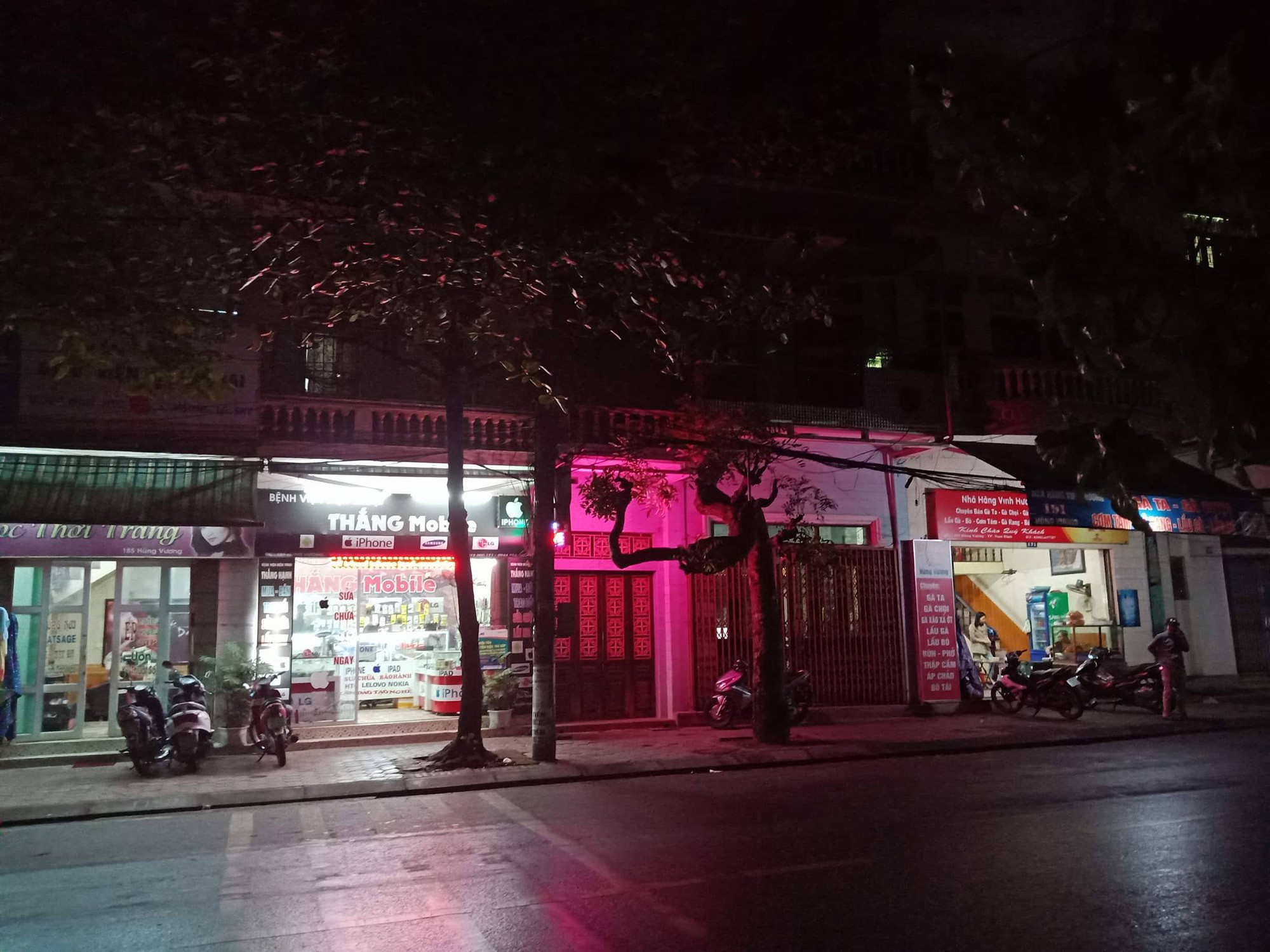 Khám nhà cựu tổng cục trưởng Tổng cục Cảnh sát Phan Văn Vĩnh - Ảnh 11.