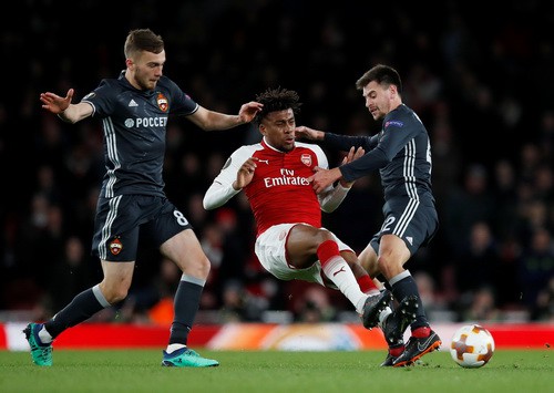 Arsenal đại náo Europa League, Atletico lập kỷ lục săn bàn - Ảnh 1.