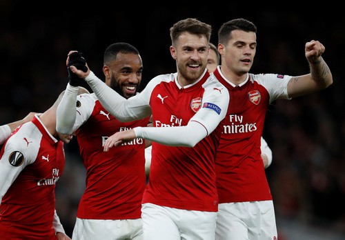 Arsenal đại náo Europa League, Atletico lập kỷ lục săn bàn