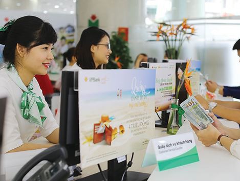 Thận trọng với cổ phiếu “vua” thời đua tăng vốn