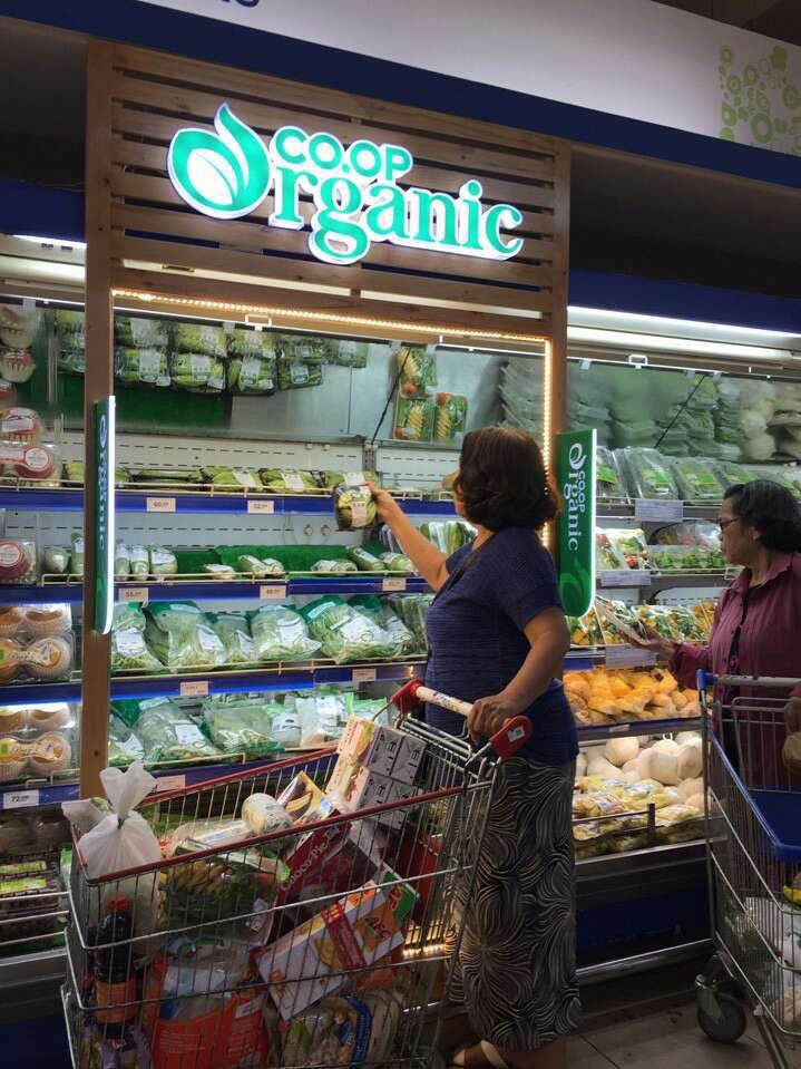 Tr&aacute;i c&acirc;y, thịt heo thương hiệu Co.op Organic sắp ra thị trường - Ảnh 1.